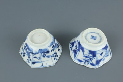 Lot 14 - A set of Chinese blue and white tea vessels,...