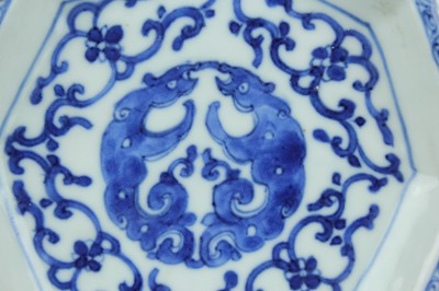 Lot 14 - A set of Chinese blue and white tea vessels,...
