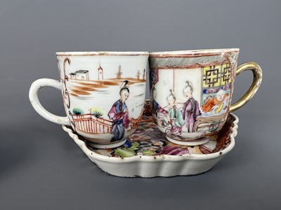 Lot 84 - Four sets of Chinese Canton famille rose...
