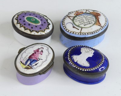 Lot 2376 - A South Staffordshire enamel patch box, late...