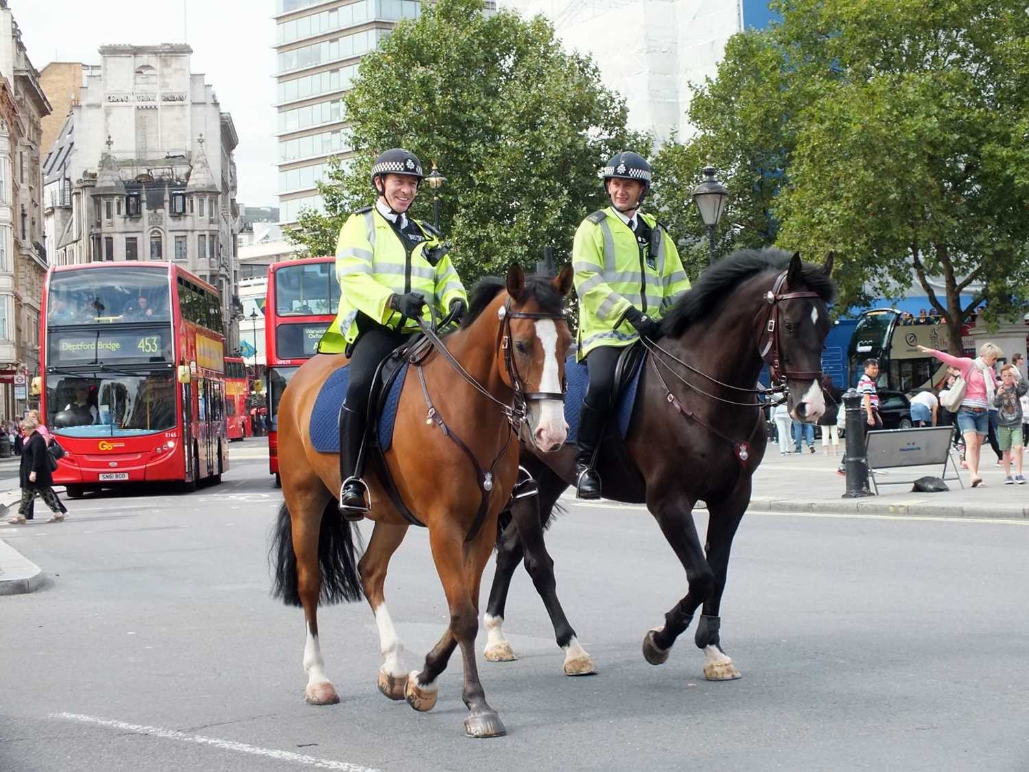 Lot 21 - Mounted Police Bow Stables - London: Tour for...