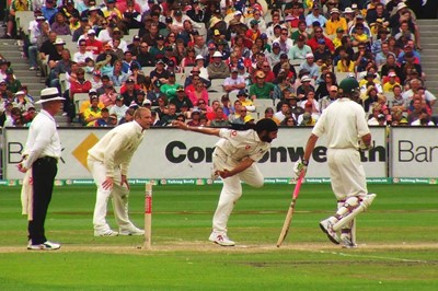 Lot 55 - Monty Panesar: Online Chat or Coach for 30...