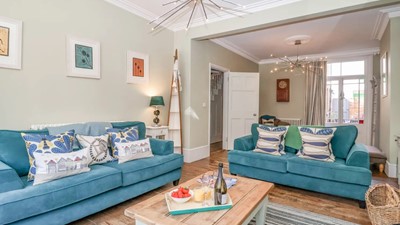 Lot 89 - Heron House, Southwold, Suffolk: A week’s self-...