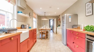 Lot 89 - Heron House, Southwold, Suffolk: A week’s self-...