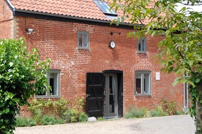 Lot 95 - Fullers Hill Cottages: A Luxury Self-Catering...