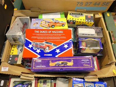 Lot 1497 - Two trays of boxed modern issue diecast, to...