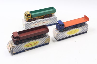Lot 1255 - Dinky Toys group of 3 haulage diecast to...