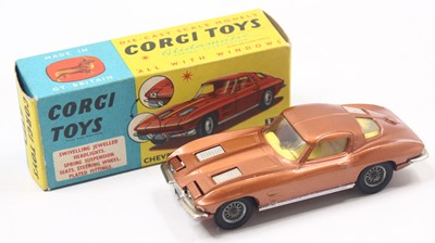 Lot 1318 - Corgi Toys 310 Chevrolet Corvette Stingray in...