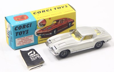 Lot 1319 - Corgi Toys 310 Chevrolet Corvette Stingray in...