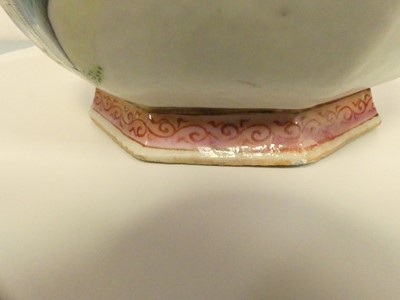 Lot 194 - A Chinese bowl decorated with typical scenes...