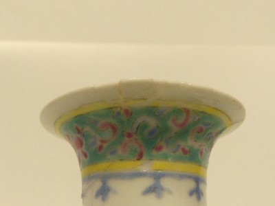 Lot 225 - A blue and white Chinese teapot and another...