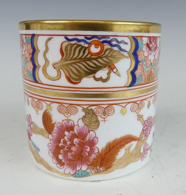 Lot 2080 - A pair of Worcester Flight & Barr coffee cans,...