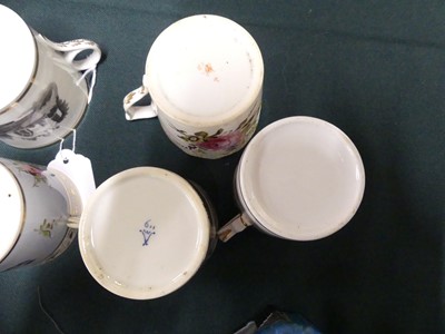 Lot 2080 - A pair of Worcester Flight & Barr coffee cans,...