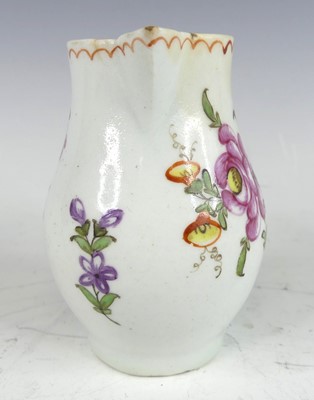 Lot 2067 - A Lowestoft porcelain sparrowbeak cream jug,...