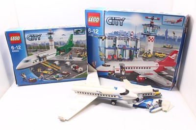 Lot 2013 - Lego City Group of 2 boxed sets to include; No....