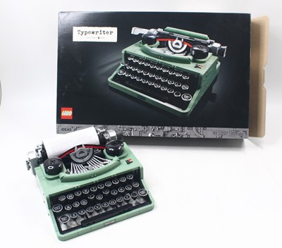 Lot 2016 - Lego Ideas No.21327 built example of a...