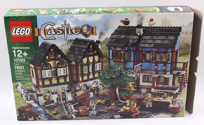 Lot 2017 - Lego No.10193 Medieval Market, has been opened,...