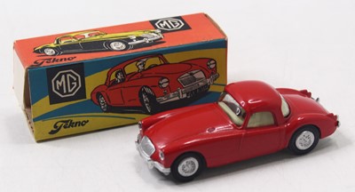 Lot 1653 - Tekno No.824 MGA 1600 in Red body, cream...
