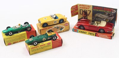 Lot 1224 - Dinky Toys group of 4 diecasts models to...