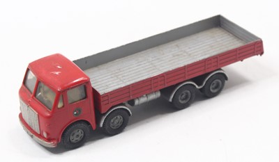 Lot 1667 - Spot On Models loose example of a No.110/3 AEC...