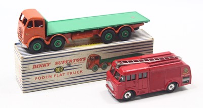 Lot 1219 - Dinky Toys group of 2 to include; No.902 Foden...