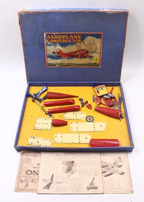 Lot 2075 - Meccano Aeroplane Constructor Outfit No.2 in...