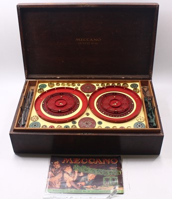 Lot 2071 - Meccano Outfit No.10 with mixed metal...