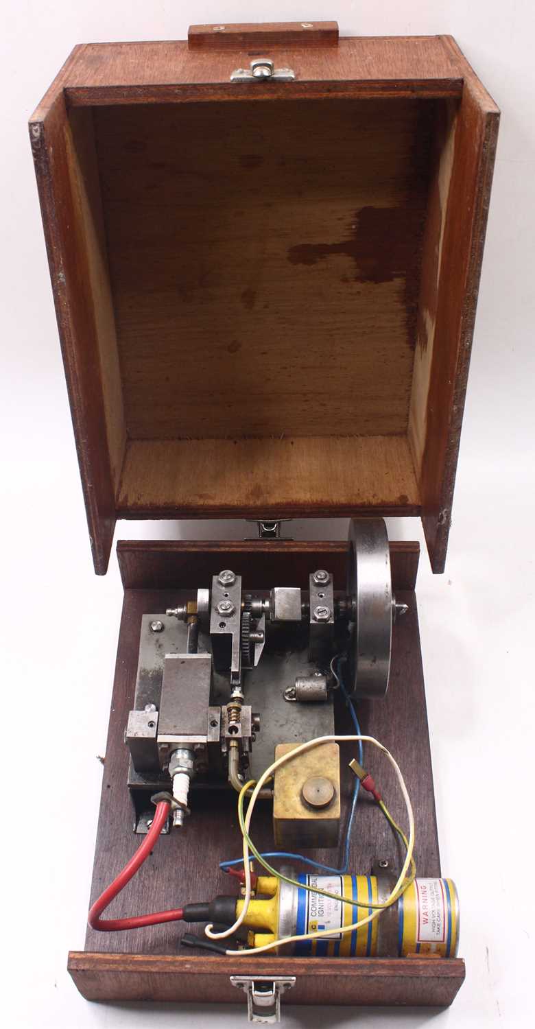 Lot 10 - Scratch-built 2-stroke petrol combustion...