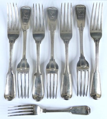 Lot 1118 - A set of seven George III silver table...