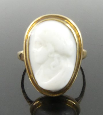 Lot 1148 - A George III yellow metal carved shell cameo...