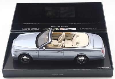 Lot 724 - Minichamps 1/18 scale modern issue diecast...