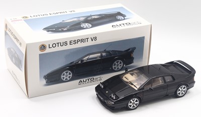 Lot 729 - Auto Art Millennium 1/18 scale modern issue...