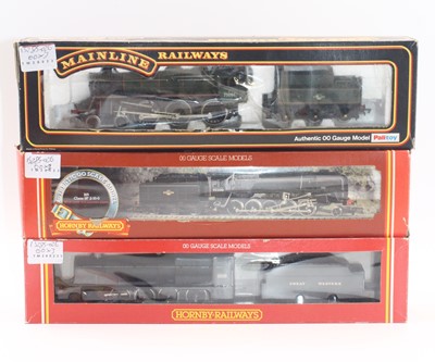 Lot 430 - Three 00 gauge locos to include a Mainline...