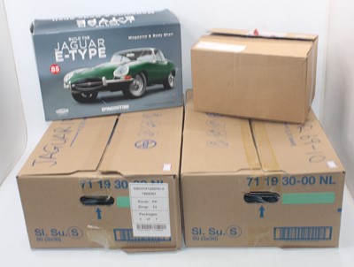 Lot 983 - Deagostini Plastic kit mostly sealed issues...