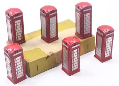 Lot 1377 - Dinky Toys No.750/12C Trade box containing 6...