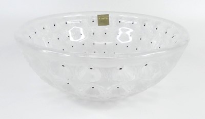 Lot 51 - A Lalique moulded crystal glass 'Nemours'...
