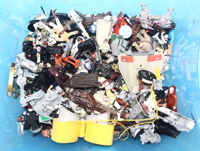 Lot 1807 - Hasbro Star Wars a quantity of loose and 3...