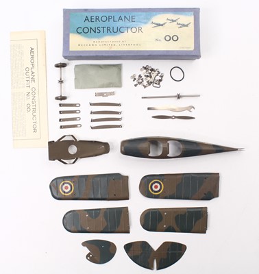 Lot 624 - A Meccano Aero Constructor No. 00 circa 1938...