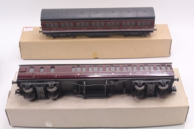 Lot 240 - Two Exley 0 gauge coaches including an...