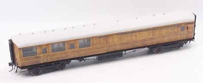 Lot 121 - Gauge 1 LNER corridor bogie coach by The...