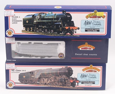 Lot 381 - Three Bachmann 00 gauge locos to include a BR...