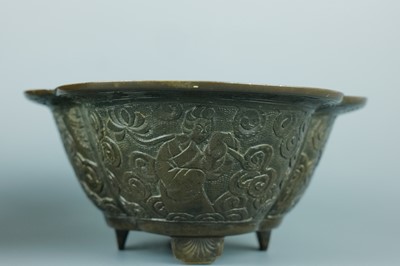 Lot 2071 - A pair of Chinese bronze quatrefoil-shaped...