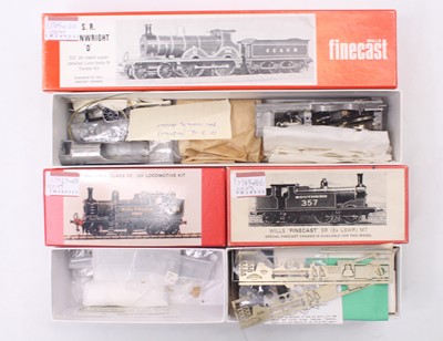 Lot 527 - Three 00 gauge unmade kits to include a...