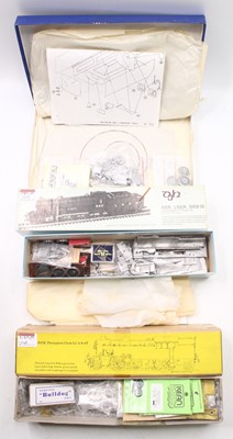 Lot 535 - Three 00 gauge unmade kits to include a DJH...