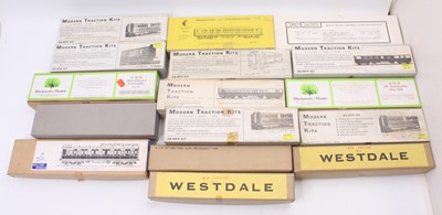 Lot 564 - 16 00 gauge unbuilt etched coach kits, by...