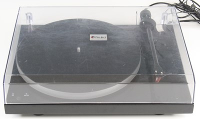 Lot 638 - A Pro-Ject Debut Carbon Esprit turntable,...