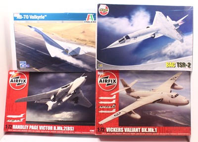 Lot 960 - Four Airfix or similar unstarted mixed-scale...