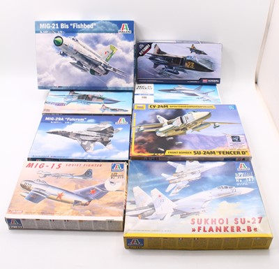 Lot 962 - Eight Revell or similar 1:72 scale Russian...