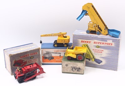 Lot 1432 - Dinky Toys group of 4 Construction diecasts to...
