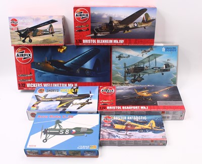 Lot 969 - Eight 1:72 scale Airfix or similar kits, for...